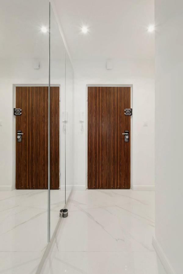 Grand Theatre Prime Apartment Varşovia Exterior foto