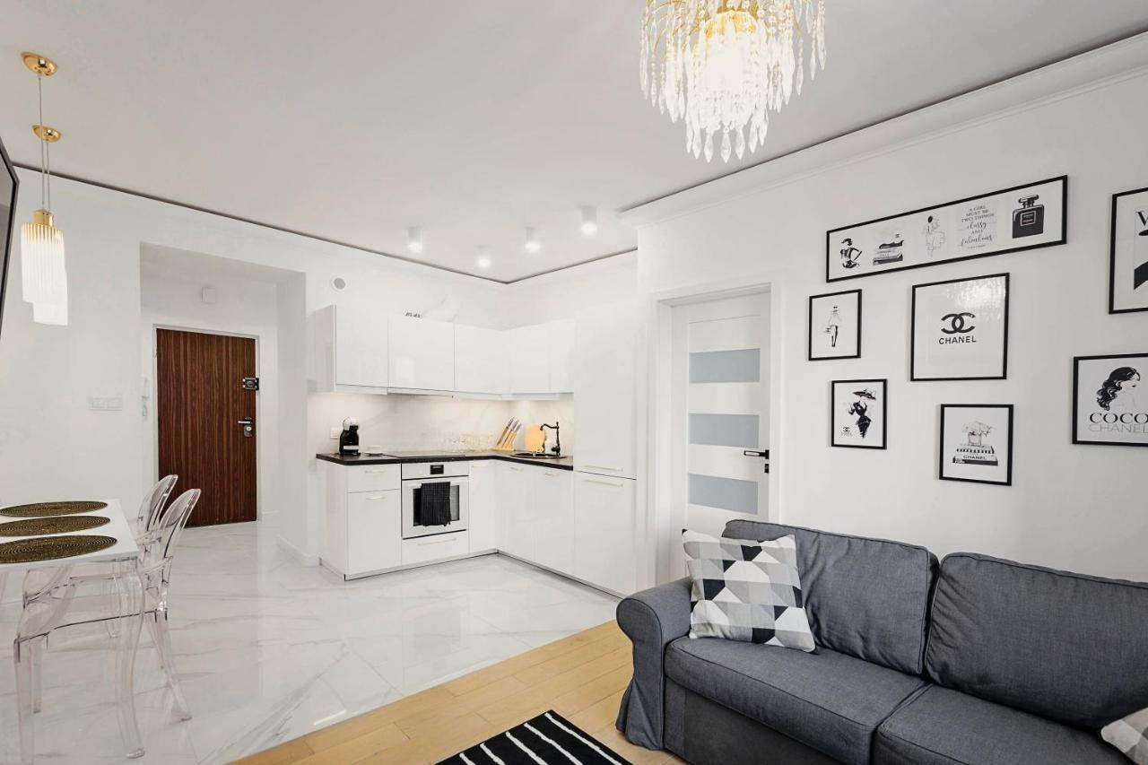 Grand Theatre Prime Apartment Varşovia Exterior foto